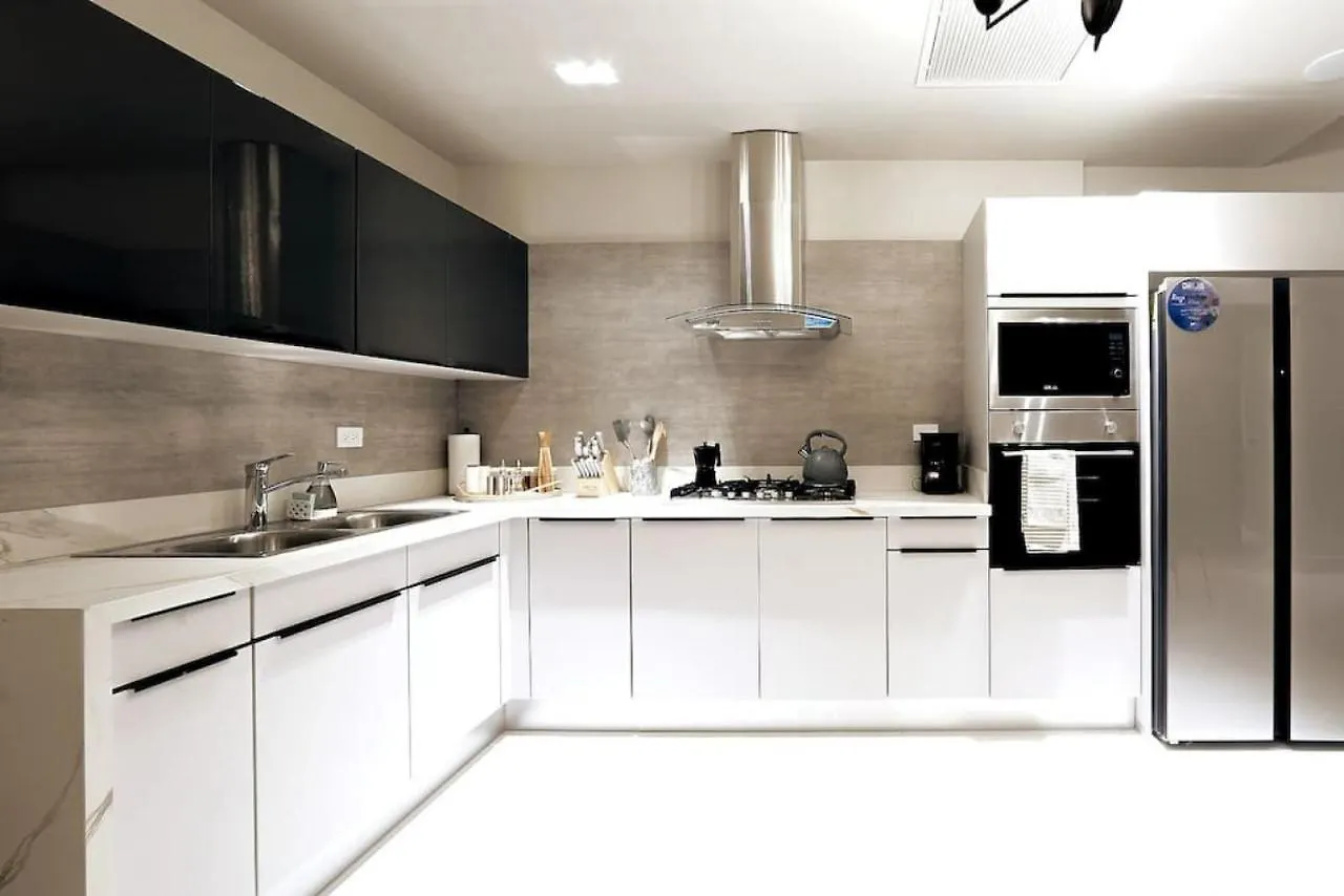 アパート Luxury Centric Upscale Condo Los Prados
